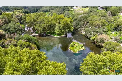 436 Lakeview Boulevard, New Braunfels, TX 78130 - Photo 3
