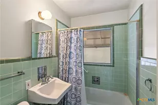 436 Lakeview Blvd, New Braunfels, TX 78130 - Photo 35