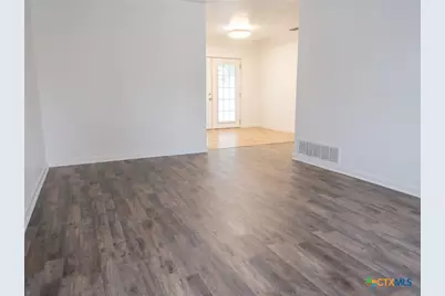 1009 S 29th Street, Copperas Cove, TX 76522 - Photo 3
