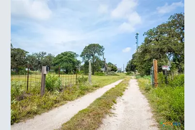 19642 S State Highway 123, Seguin, TX 78155 - Photo 7