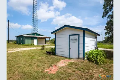 19642 S State Highway 123, Seguin, TX 78155 - Photo 11