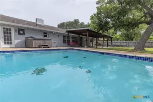 2206 E Loma Vista Ave, Victoria, TX 77901 - Photo 23