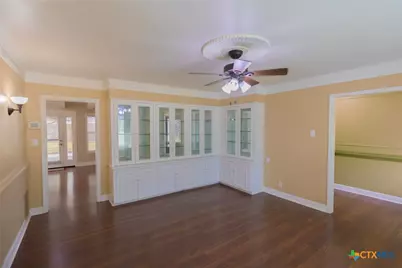 2206 E Loma Vista Avenue, Victoria, TX 77901 - Photo 5