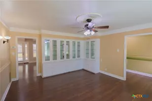 2206 E Loma Vista Ave, Victoria, TX 77901 - Photo 5