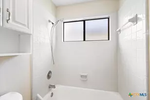 1514 Vista Hill St, San Antonio, TX 78213 - Photo 13