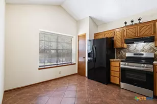 1514 Vista Hill St, San Antonio, TX 78213 - Photo 9