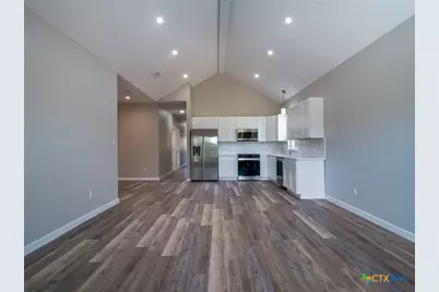 147 W Pine, Granite Shoals, TX 78654 - Photo 9
