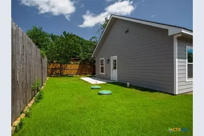 147 W Pine, Granite Shoals, TX 78654 - Photo 35