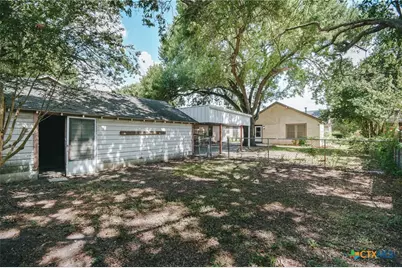 1705 E Power Avenue, Victoria, TX 77901 - Photo 27