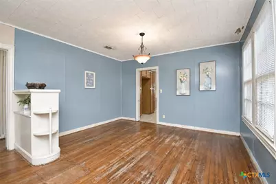1705 E Power Avenue, Victoria, TX 77901 - Photo 5