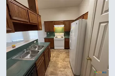1001 Clairidge Avenue, Killeen, TX 76549 - Photo 7