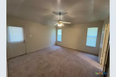 1001 Clairidge Avenue, Killeen, TX 76549 - Photo 13