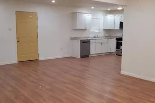 913 S 13th St, Temple, TX 76504 - Photo 3