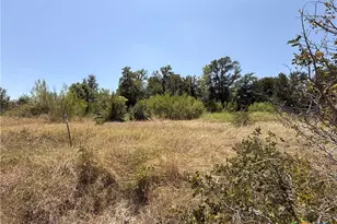 412 E Avenue H, Belton, TX 76513 - Photo 1