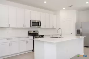 104 Myla Cv, Copperas Cove, TX 76522 - Photo 3