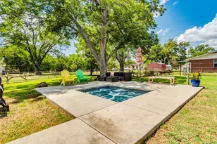 1122 N Ave H, Shiner, TX 77984 - Photo 25