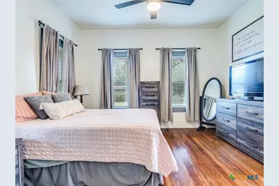 1122 N Avenue H, Shiner, TX 77984 - Photo 21