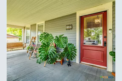 1122 N Avenue H, Shiner, TX 77984 - Photo 5