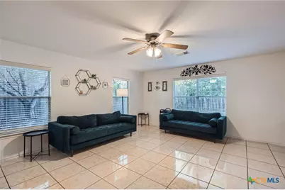 1049 Stone Trail, New Braunfels, TX 78130 - Photo 3