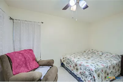 1049 Stone Trail, New Braunfels, TX 78130 - Photo 17