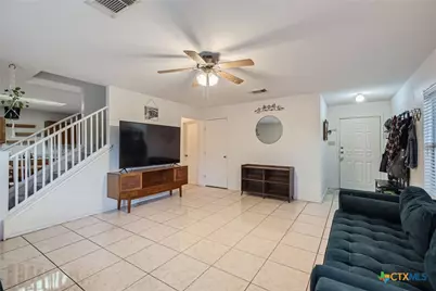 1049 Stone Trail, New Braunfels, TX 78130 - Photo 5