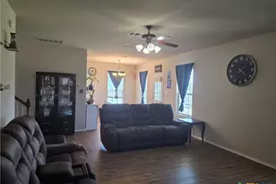 2105 Lindsey Dr, Copperas Cove, TX 76522 - Photo 5