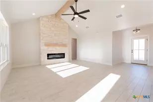 8415 James Herring's Wy, Killeen, TX 76542 - Photo 9