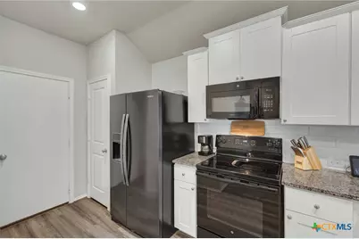 1814 Strawberry Field, New Braunfels, TX 78130 - Photo 11