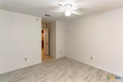 707 Bond Street, Copperas Cove, TX 76522 - Photo 19