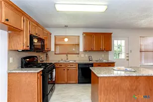 707 Bond St, Copperas Cove, TX 76522 - Photo 15