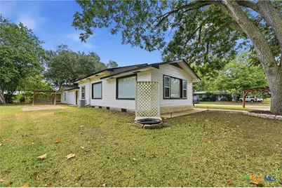 104 N Bright Street, Gonzales, TX 78629 - Photo 29