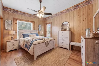 104 N Bright Street, Gonzales, TX 78629 - Photo 21