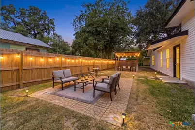 104 N Bright Street, Gonzales, TX 78629 - Photo 31
