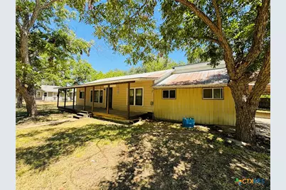 817 N Goodrich Street, Seguin, TX 78155 - Photo 3