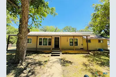 817 N Goodrich Street, Seguin, TX 78155 - Photo 1