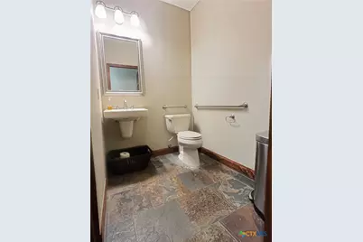 204 N Liberty Street, Victoria, TX 77901 - Photo 11