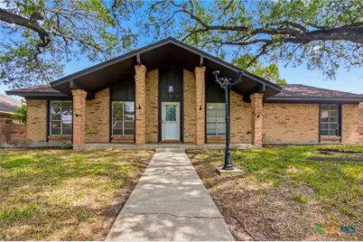 216 Guinevere Street, Victoria, TX 77904 - Photo 3