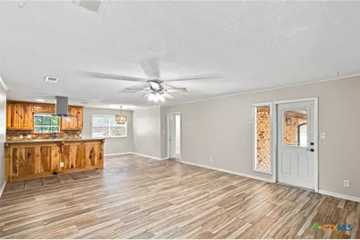 216 Guinevere Street, Victoria, TX 77904 - Photo 7