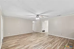 216 Guinevere St, Victoria, TX 77904 - Photo 5