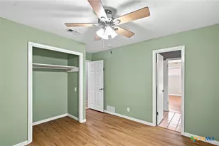 216 Guinevere St, Victoria, TX 77904 - Photo 25