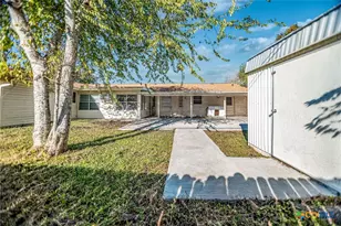 1106 Brookhollow Dr, Port Lavaca, TX 77979 - Photo 33