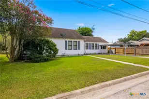 205 E Brazos St, Victoria, TX 77901 - Photo 29