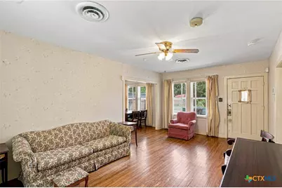 205 E Brazos Street, Victoria, TX 77901 - Photo 3