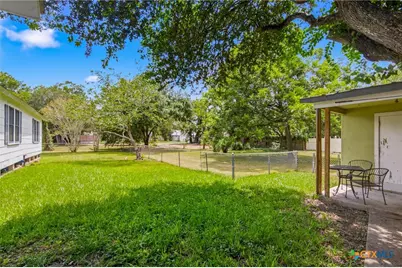 205 E Brazos Street, Victoria, TX 77901 - Photo 31