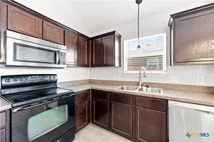 1123 Neuberry Cliffe, Temple, TX 76502 - Photo 11