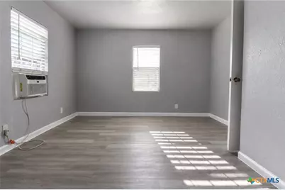 122 W Avenue A, Killeen, TX 76541 - Photo 7