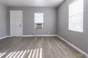 122 W Avenue A, Killeen, TX 76541 - Photo 11