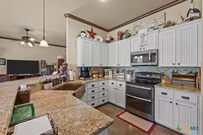 392 Bear Branch Road, Purmela, TX 76566 - Photo 9
