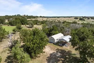 392 Bear Branch Rd, Purmela, TX 76566 - Photo 39