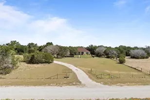 392 Bear Branch Rd, Purmela, TX 76566 - Photo 43
